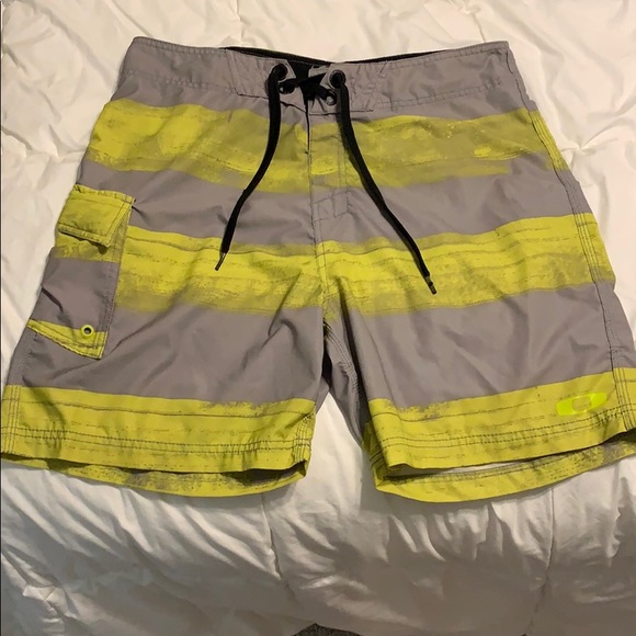 Oakley Other - Oakley board shorts size 34 Oakley Other - Oakley board shorts size 34